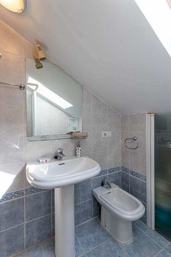 797 Holiday Rentals- Duplex Para 7 En La Carihuela A 1 Min De La Playa Torremolinos Eksteriør bilde