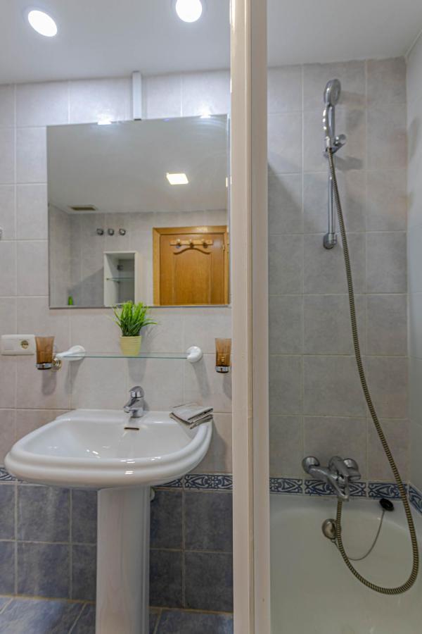 797 Holiday Rentals- Duplex Para 7 En La Carihuela A 1 Min De La Playa Torremolinos Eksteriør bilde