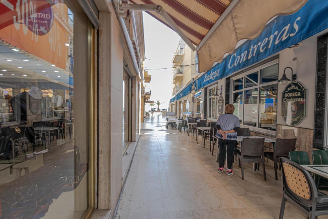 797 Holiday Rentals- Duplex Para 7 En La Carihuela A 1 Min De La Playa Torremolinos Eksteriør bilde